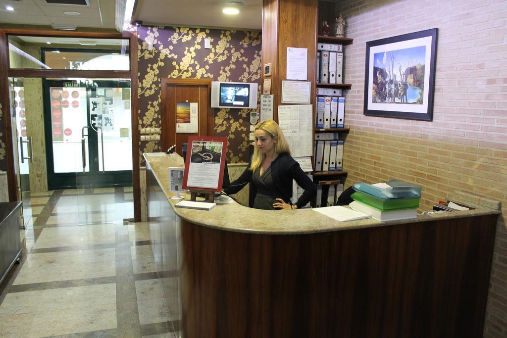 Hotel El Castillo Ponferrada Εξωτερικό φωτογραφία