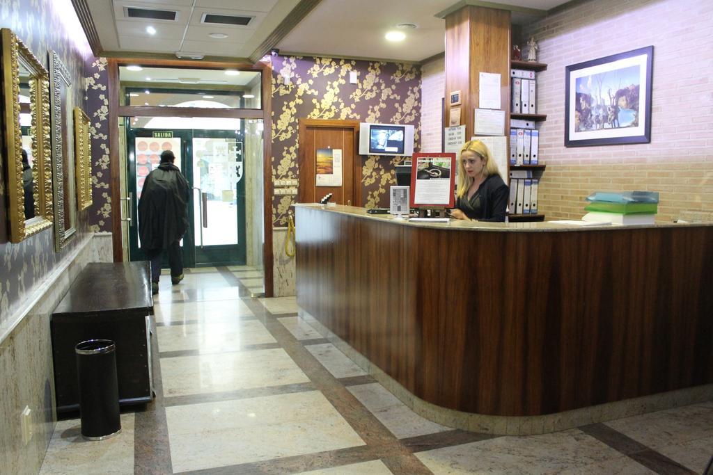 Hotel El Castillo Ponferrada Εξωτερικό φωτογραφία