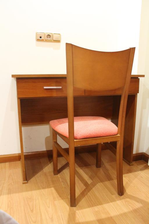 Hotel El Castillo Ponferrada Εξωτερικό φωτογραφία