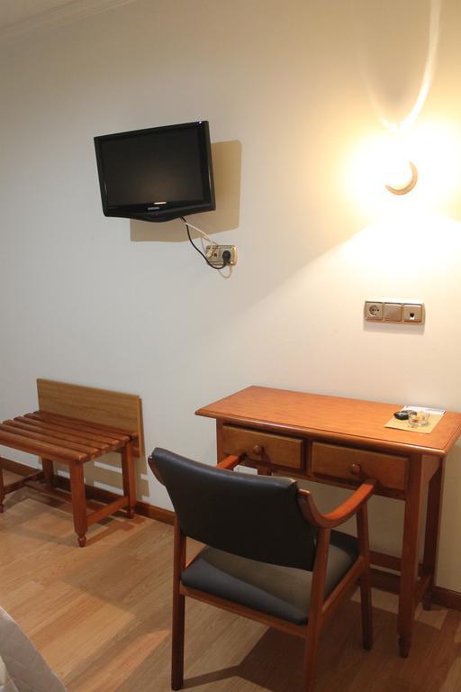 Hotel El Castillo Ponferrada Εξωτερικό φωτογραφία