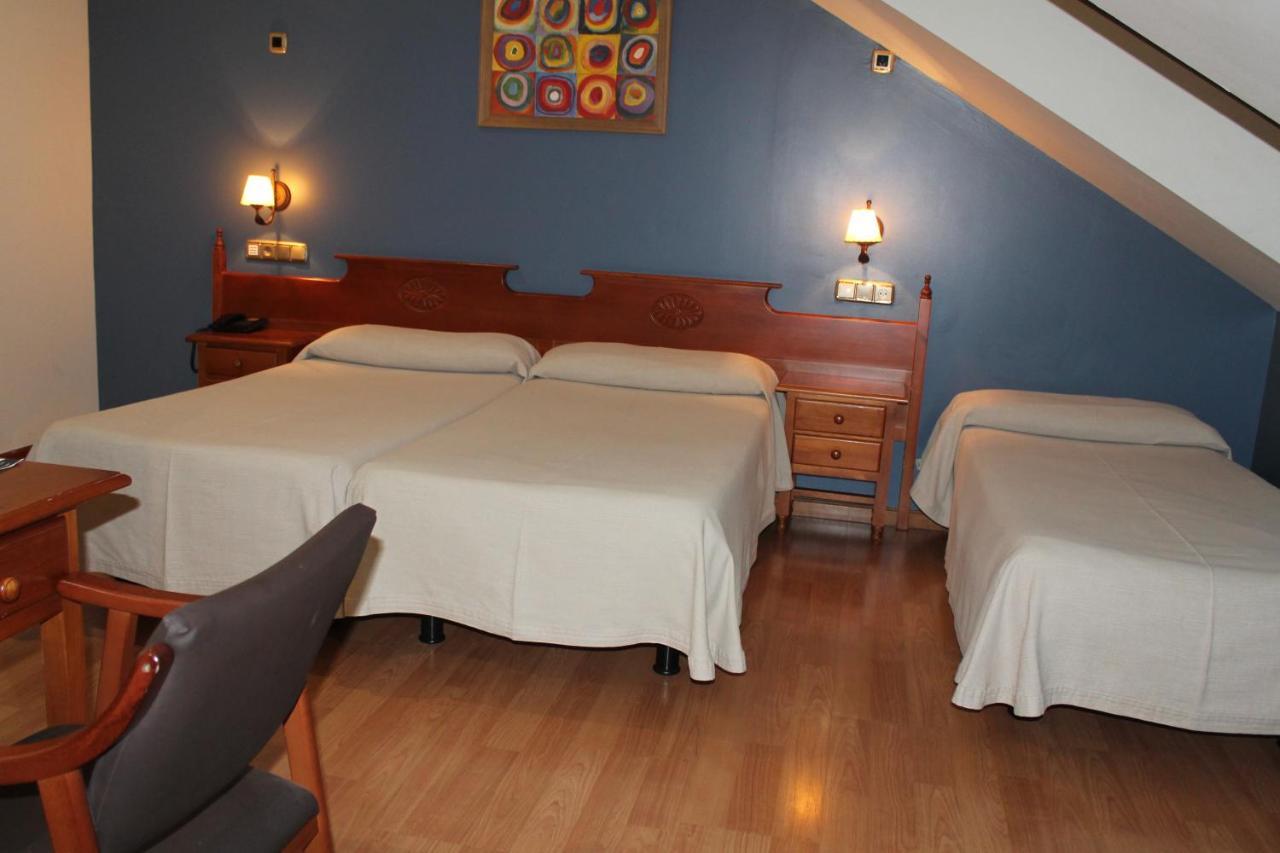 Hotel El Castillo Ponferrada Εξωτερικό φωτογραφία